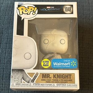 Funko Mr. Knight Bobble-Head - White